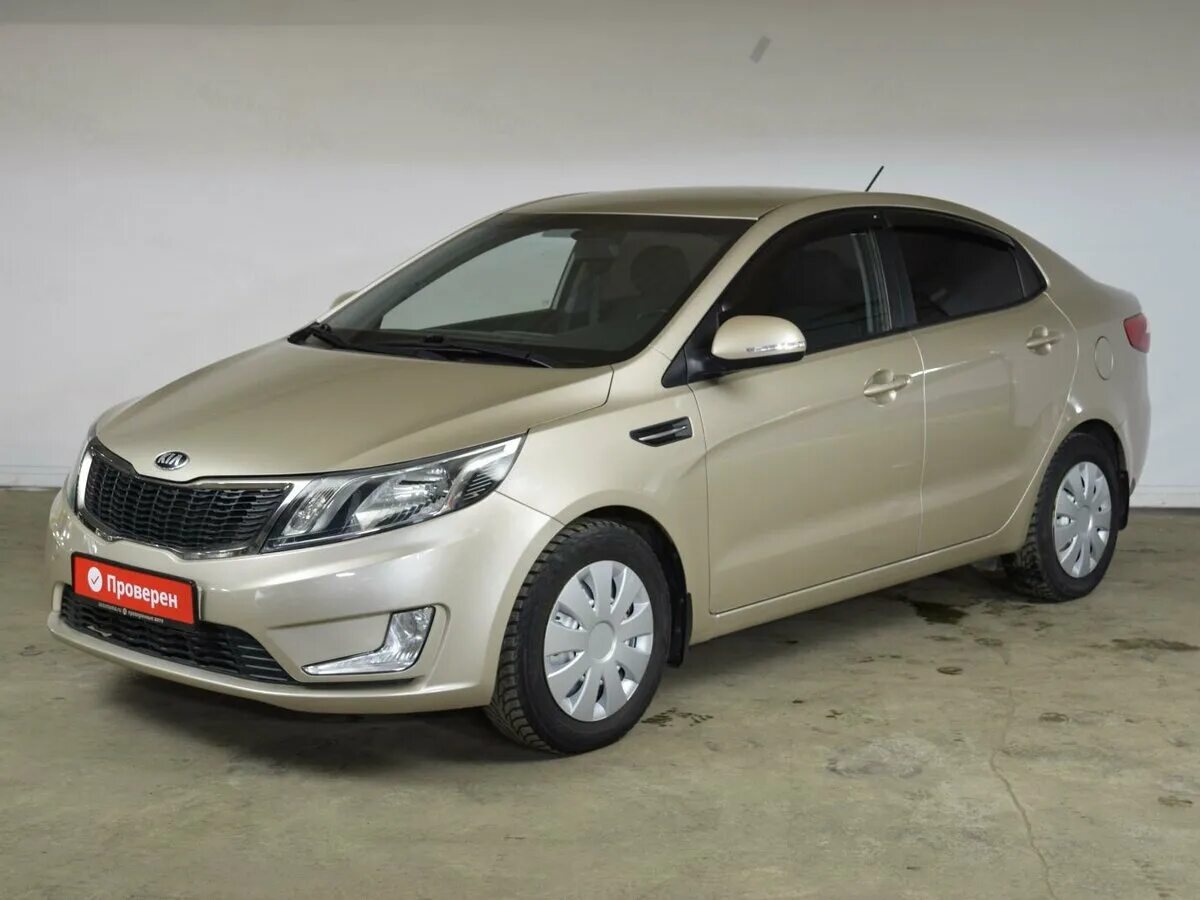Купить б/у Kia Rio III Рестайлинг 1.6 MT (123 л.с.) бензин механика в Санкт-Пете