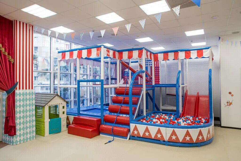 ресторан с детской комнатой адлер. карусель сочи детская комната. детская комната сочи игровая. навагинская 9 д детский центр. Radisson collection paradise resort spa детская комната.