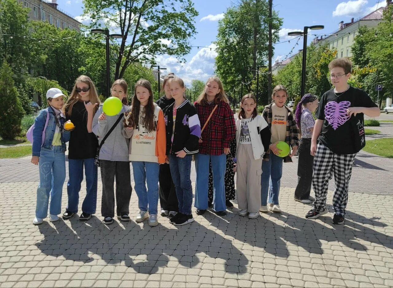 шестой школьный. отчет шестой школьный день. рисунок шестой школьный день. стенд 6 школьный день. шестой школьный.