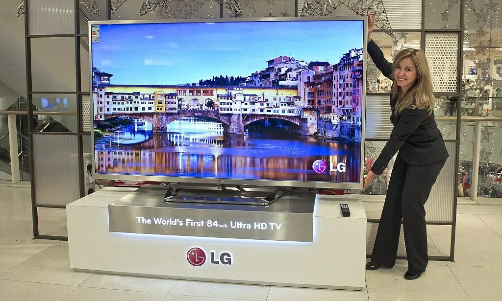 Телевизор диагональ 75 дюймов. 50 Дюймов vs 65. LG 85 дюймов. Телевизор 65 vs 75 дюймов. 55 дюймов сравнение