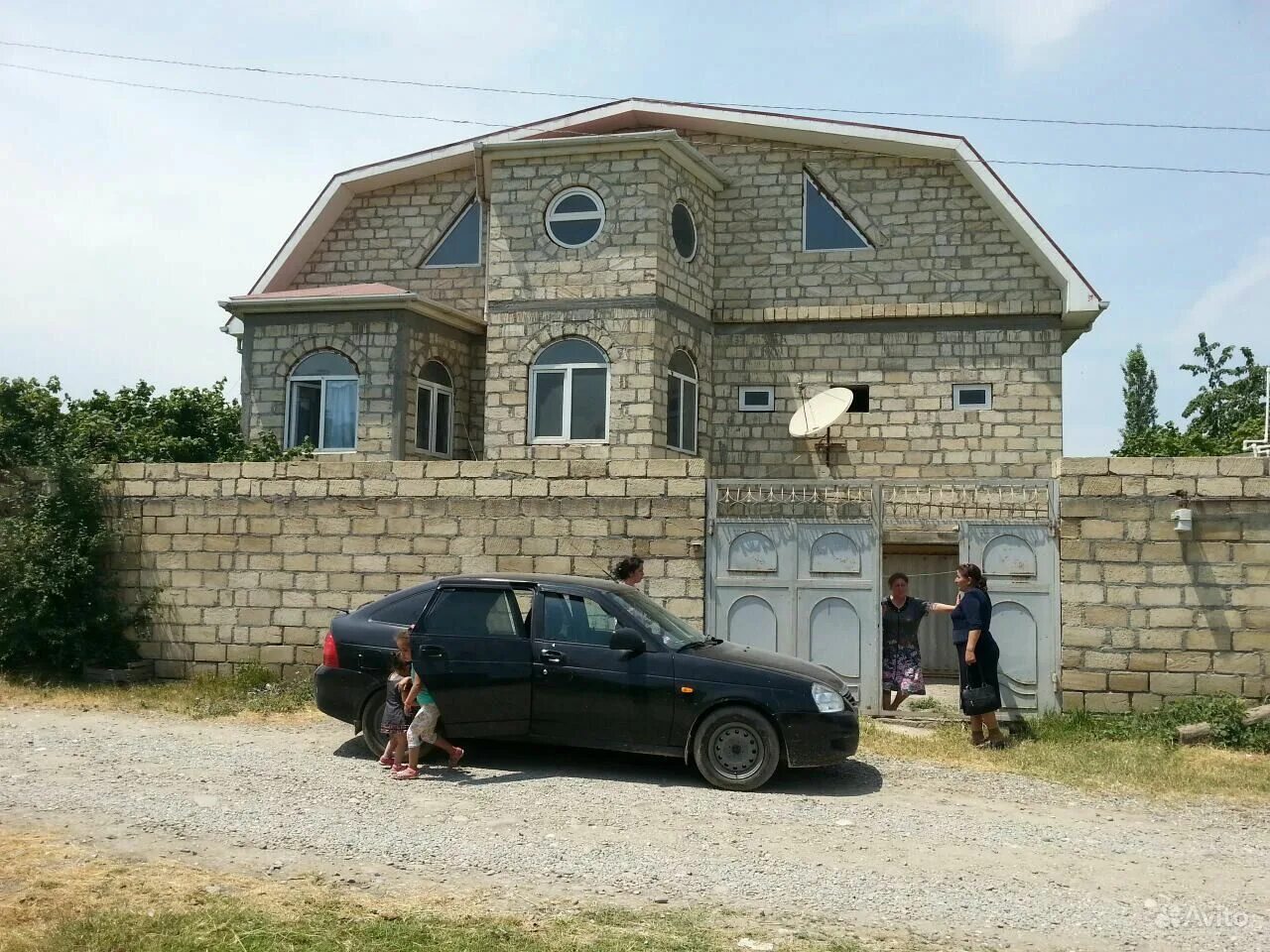 Дом азербайджана вилла. Дом вилла в мардакане. Виллы в баку. Коттедж в азербайджане. Дом азербайджана вилла.
