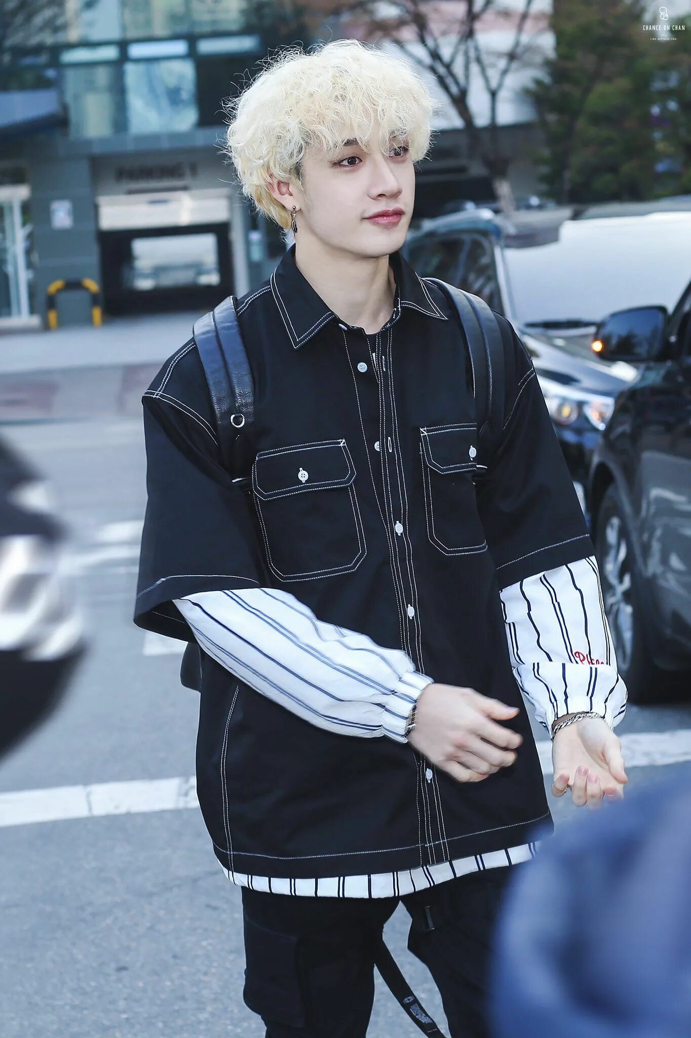 Чан одежда. Stray kids бан чан эстетика. бан чан stray kids блондин. бан чан рост. бан чан stray kids рост.