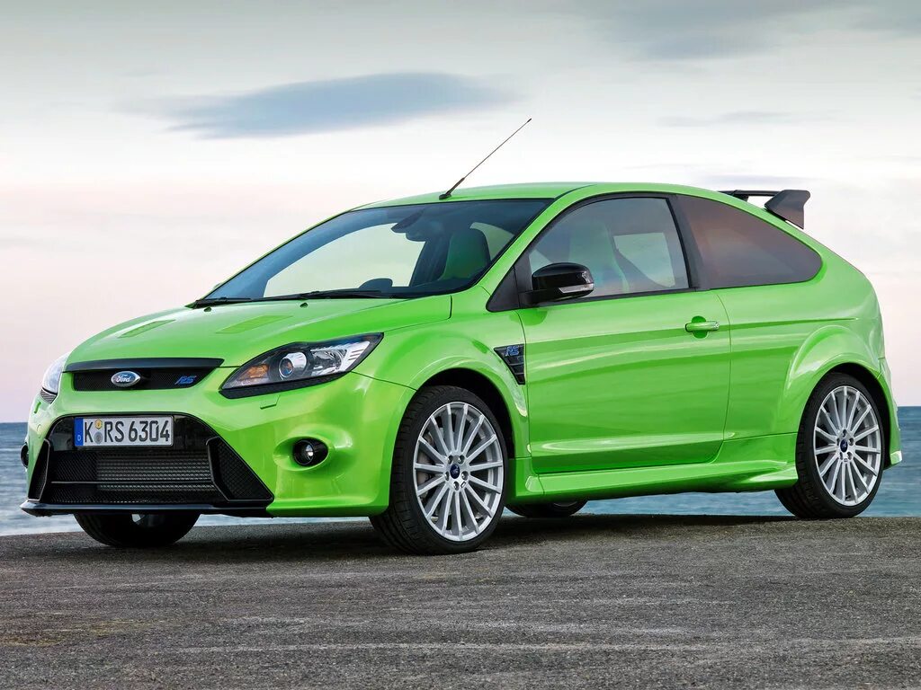 Красивые хэтчбеки. Ford Focus 2 RS. Ford Focus RS mk2. Форд фокус РС 2008. Форд фокус 2 РС.