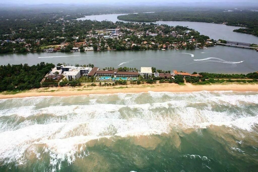 Centara ceysands resort & spa sri lanka. Centara ceysands 5* superior. Шри ланка отель centara ceysands resort. Centara ceysands 5*. Центара сейсендс шри ланка.