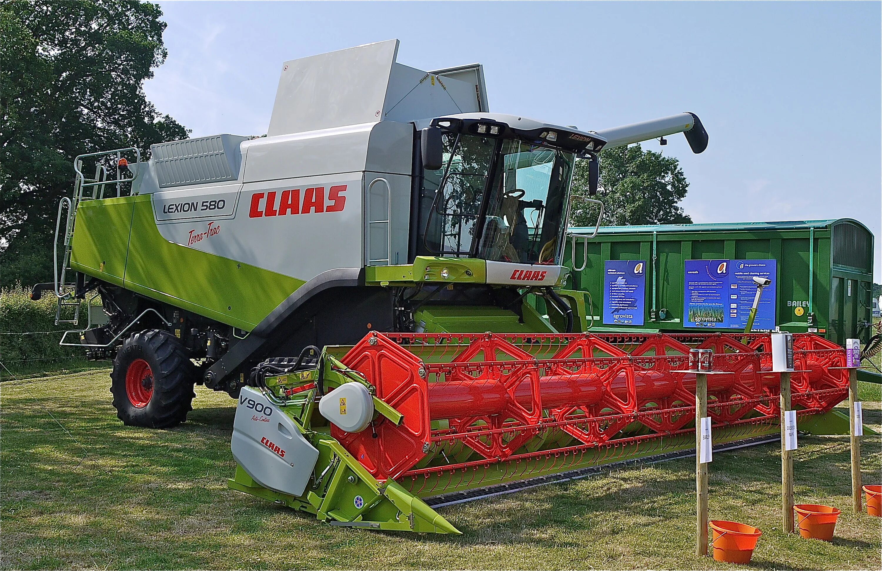 Комбайн Лексион 580. Комбайн CLAAS Lexion 580. Комбайн CLAAS Lexion 570. Приборы управления Лексион комбайн 580.