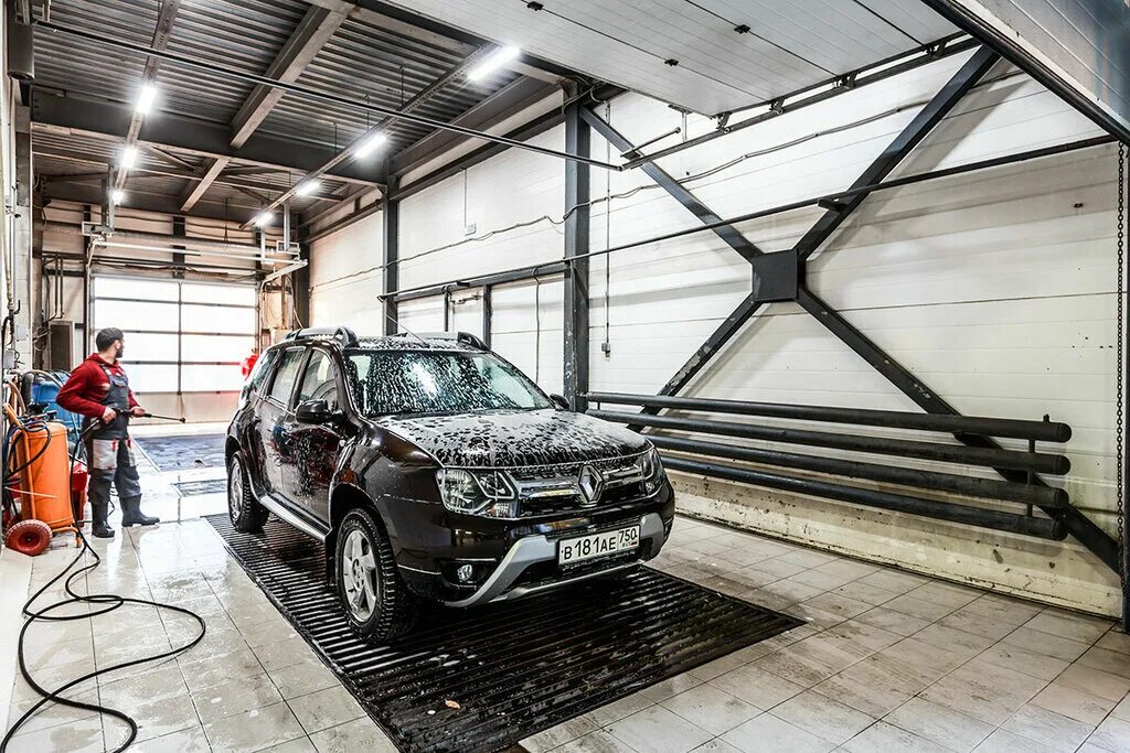 техцентр сервис авто. сервисный автоцентр. техобслуживание рено. современная автомастерская. пригородная 142 краснодар автомагазин.