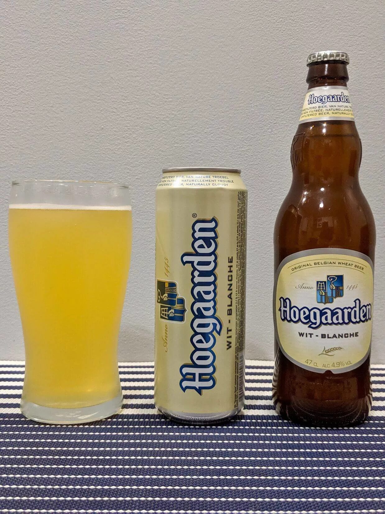 Пшеничное пиво Hoegaarden. Пиво Hoegaarden нефильтрованное светлое. Пиво Хугарден пшеничное нефильтрованное. Пиво Хугарден белое нефильтрованное.