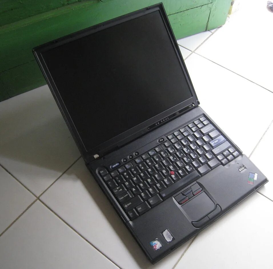 Ibm t43. IBM THINKPAD t42. Ноутбук IBM THINKPAD t42. IBM THINKPAD t42 2373. IBM THINKPAD 28.