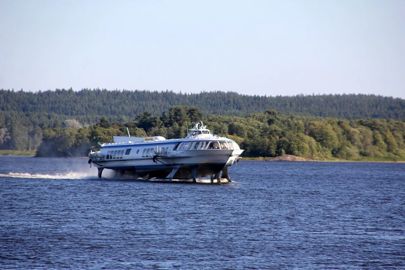 теплоход метеор валаам. метеор катер валаам. валаам путь по воде. комета сортавала валаам. метеор сортавала валаам.