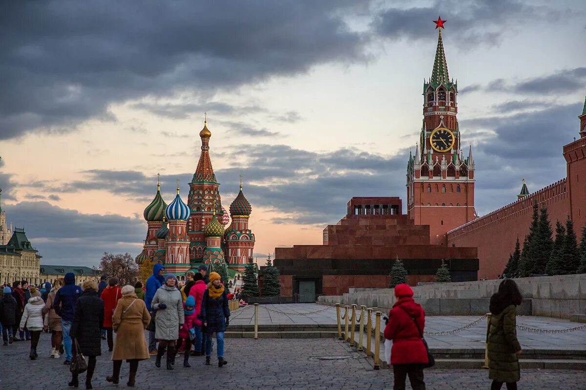 Красная площадь в москве 2022 год. Москва red square. Осенняя красная площадь. Красная площадь красивые фото. Экскурсия на красную площадь в москве.