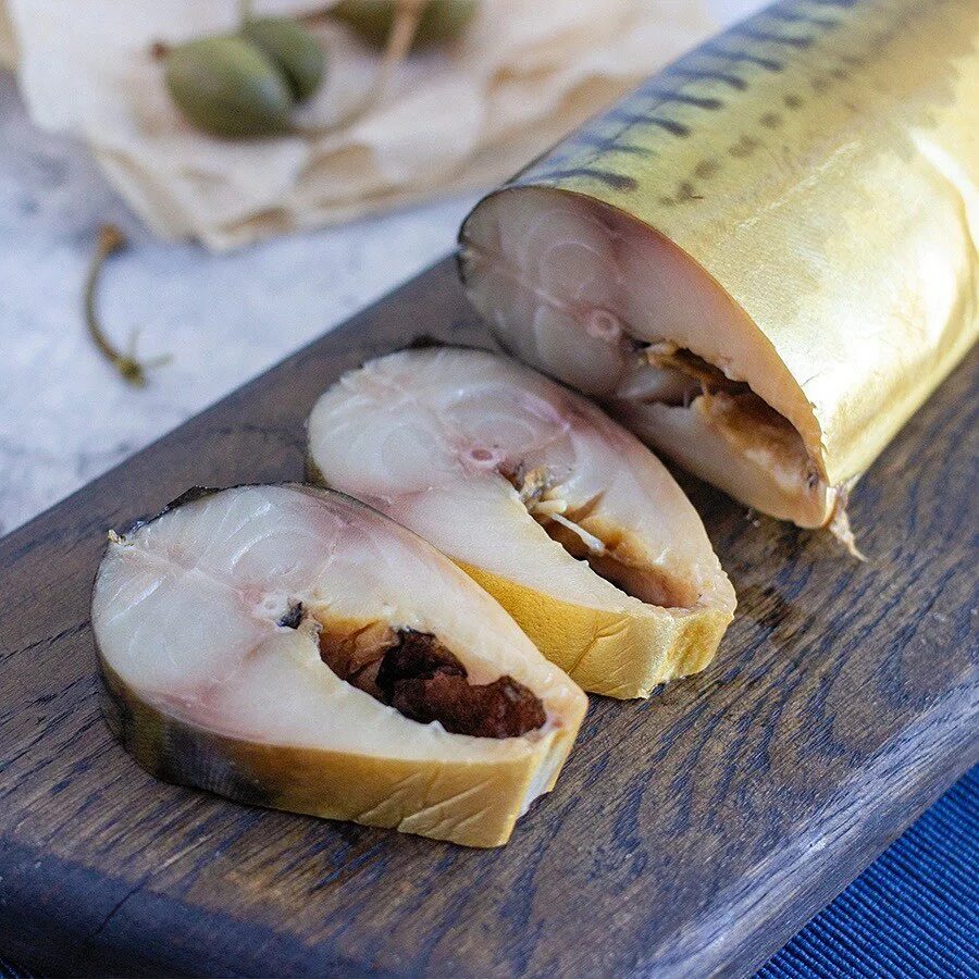 рыба горячего копчения без консервантов. скумбрия холодного копчения. как приготовить скумбрию холодного копчения. скумбрия копченая калорийность. скумбрия ходлдного копчен я.