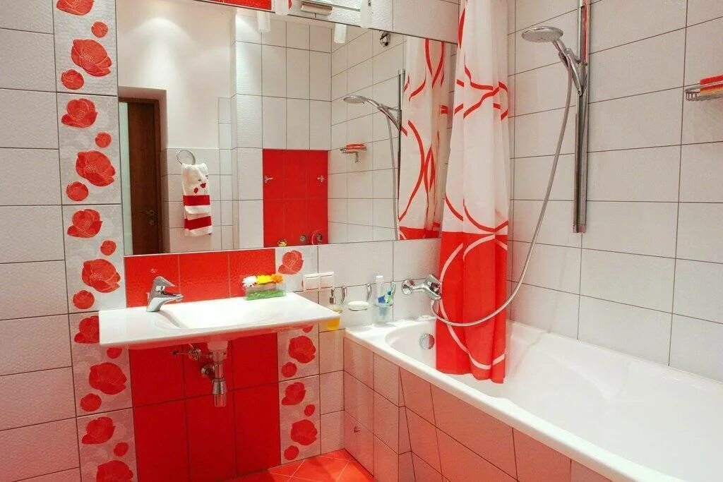 Ванная в красно-белом цвете. Красно белая ванная комната. Санузел с красной плиткой. Плитка для ванной комнаты. Мастера ремонт ванной туалета