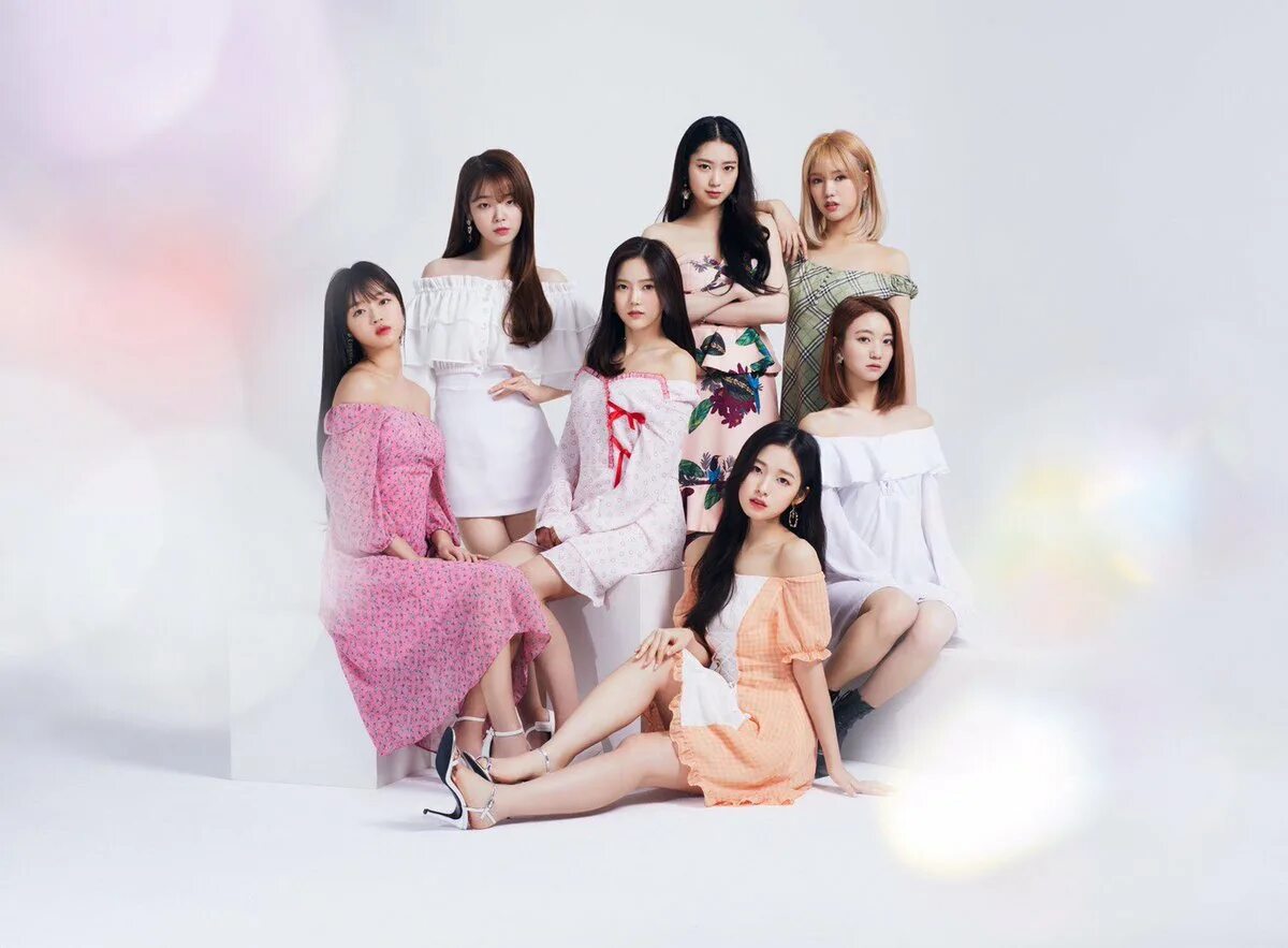 Oh my lots of. Oh my girl группа 2020. Корейская группа Oh my girl. Oh my girl участницы. Кпоп группа Oh my girl.