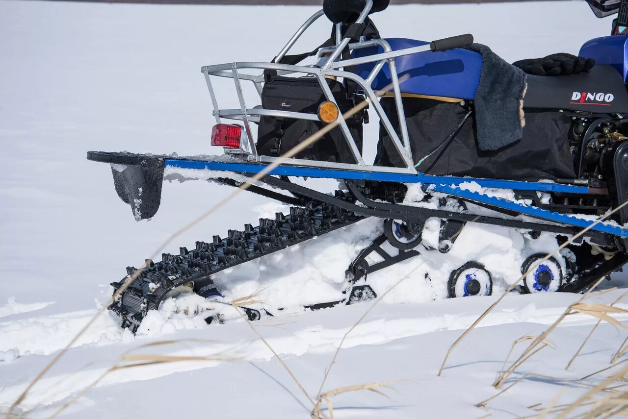 Www snowmobile ru. Подвеска снегохода Dingo t150. Подвеска снегохода Ирбис 150. Гусянка Динго т150. Удлиненная гусеница снегохода Dingo t150.