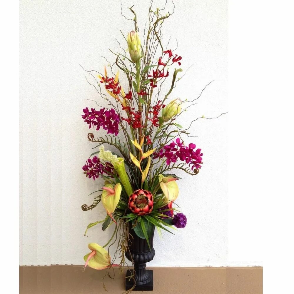 напольные композиции напольных цветов. композиция интерьерная. интерьерные цветочные композиции. напольная флористическая композиция. композиции из искусственных цветов.