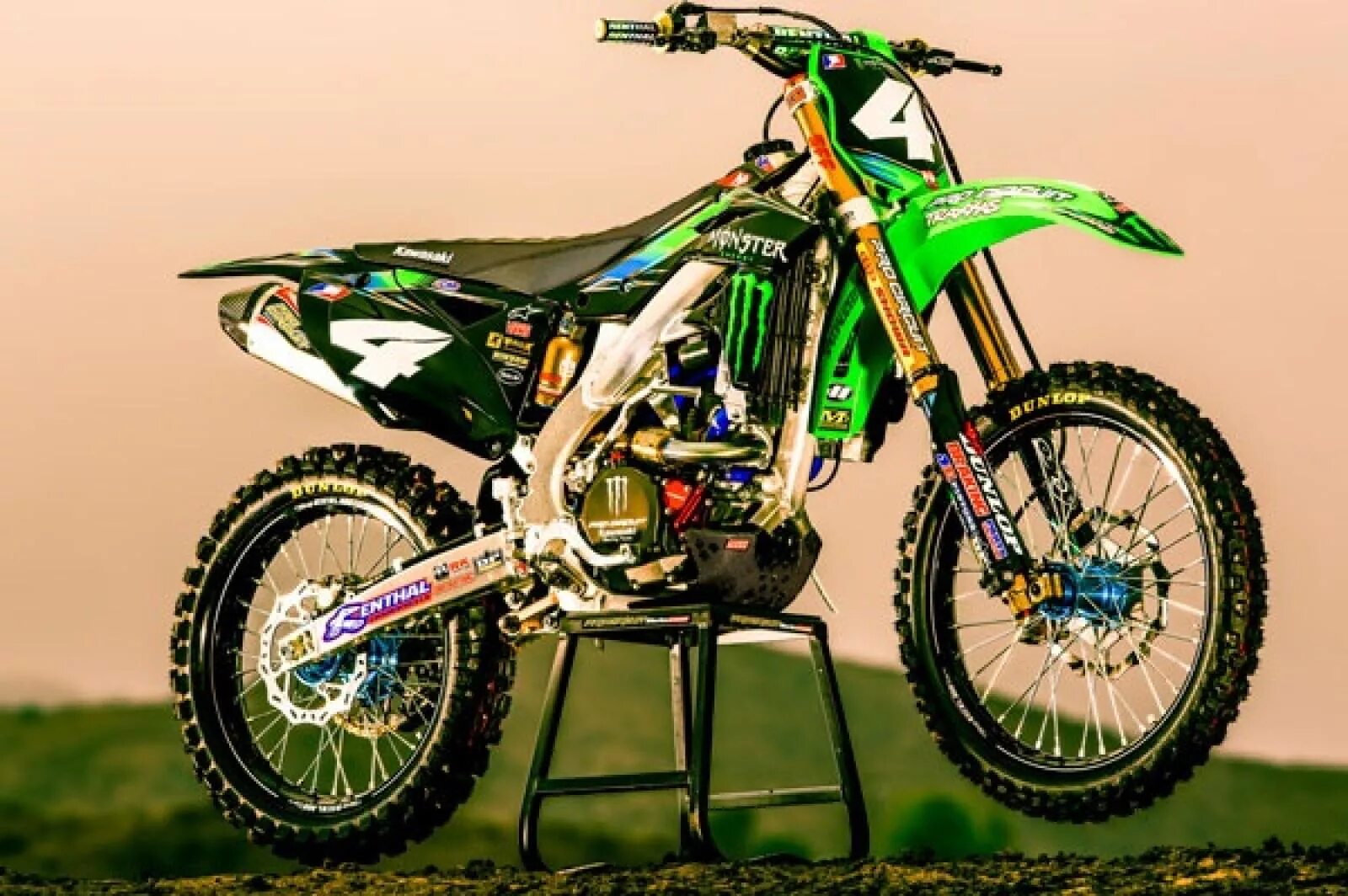 Кроссовый мотоцикл Kawasaki KX450F Party Fluo Edition