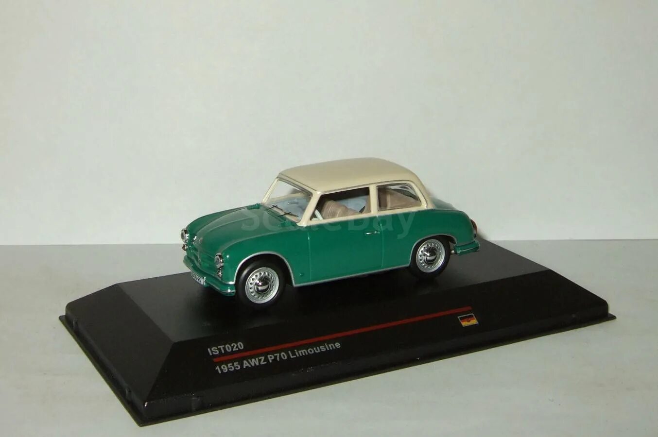 Ist 20. Fiat 127 1971. Polski Fiat 125p модель 1/43. Фиат 125 модель. FSO Fiat 125 p Camping 1/43.