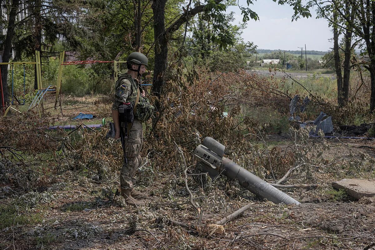 Славянск украина боевые действия. Российские войска на Украине. Спецоперация на Украине. Боевые действия на Украине.