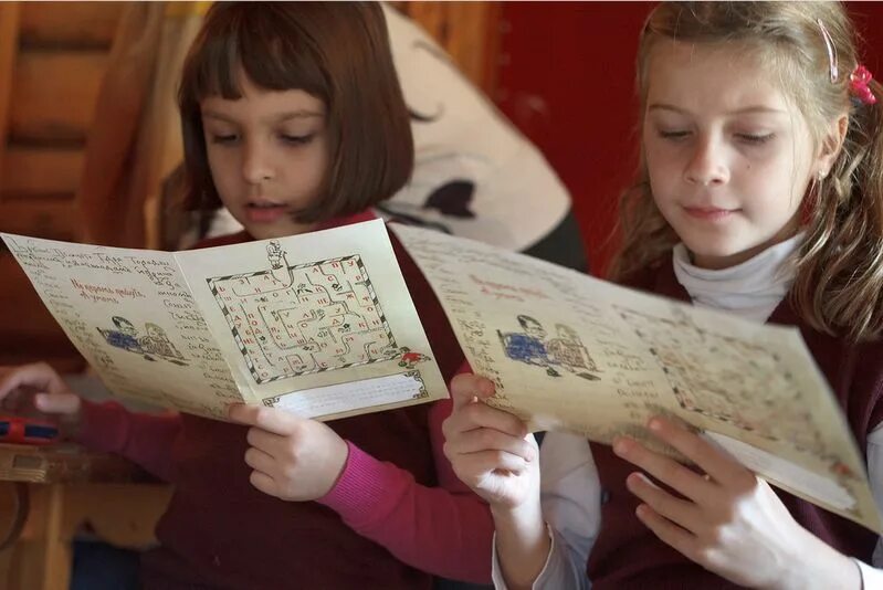 Парк коломенское гольф. Узей-заповедник «коломенское». Парк музей коломенское. Коломенский музей для школьников. Парк коломенское москва весной.