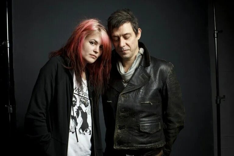 The c h i p. The kills группа. элисон моссхарт. the kills группа фото.