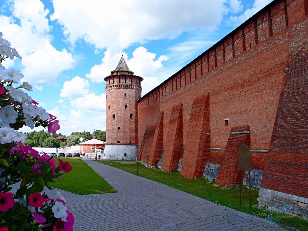 Погулять коломне. Маринкина башня в Коломне. Коломенский Кремль Коломна. Коломенский Кремль достопримечательности Коломны. Коломенский Кремль (1525–1531)..