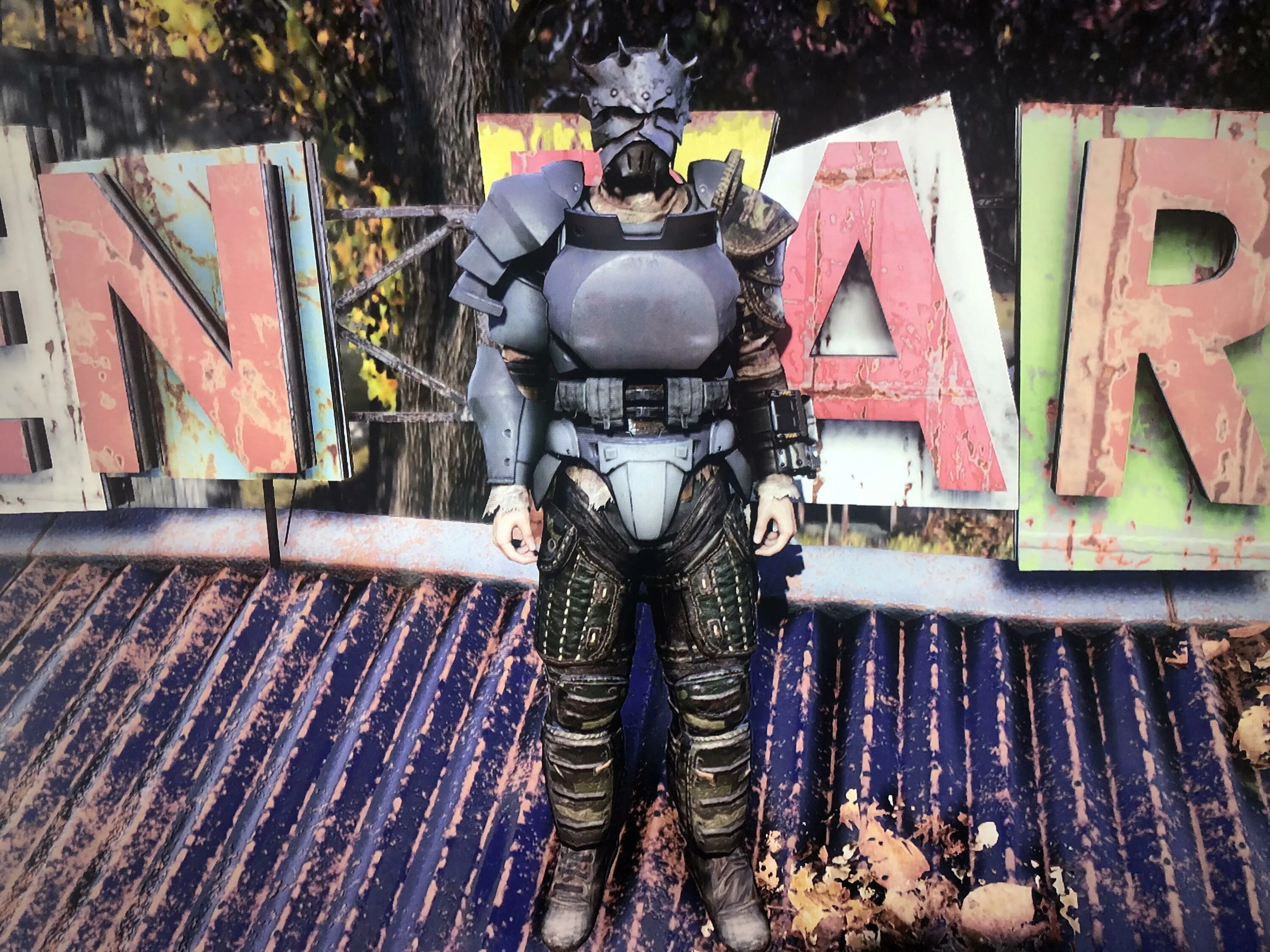 Броня секретной службы. Fallout 76 Secret service Armor. Силовая броня Fallout 4. Солнечная броня Fallout 76. Стойкая броня Fallout 76.