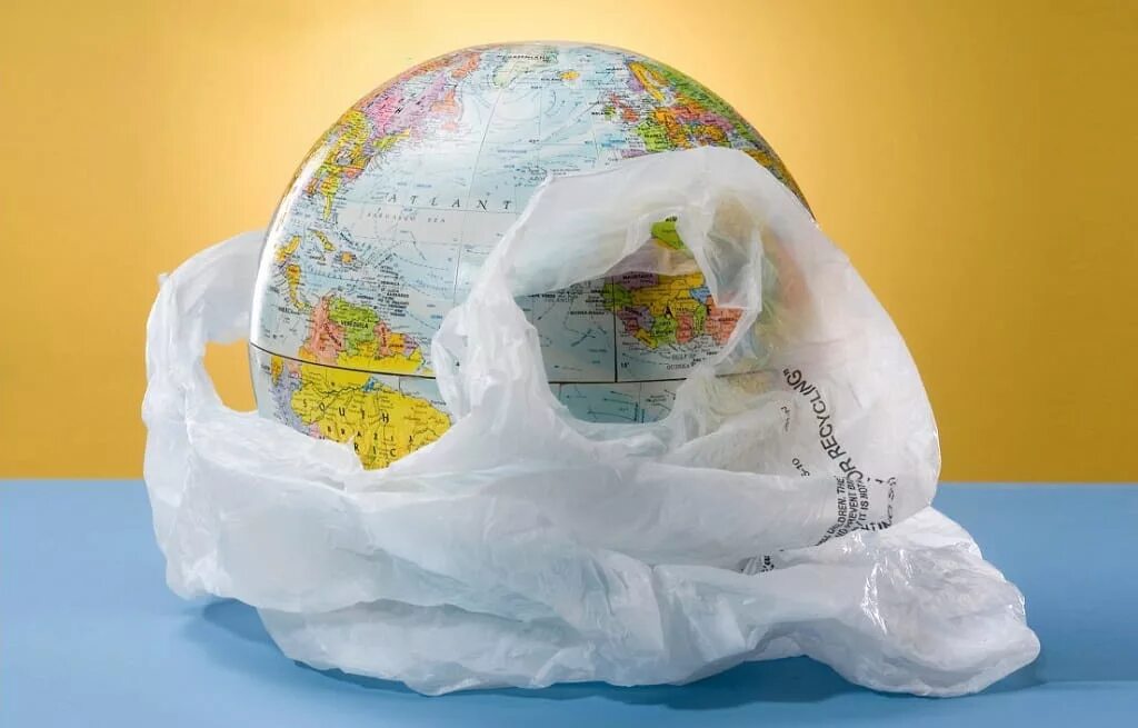 Польза полиэтилена. Пластиковый пакет и шопер. Загрязнение полиэтиленовыми пакетами. Одноразовые пакеты. Пакет проблем.