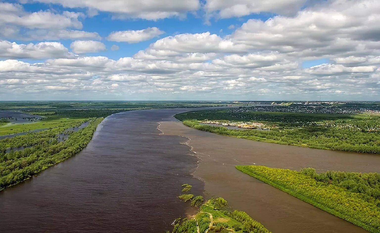 Приток реки тобол. Река Тобол в Тобольске. Река Иртыш Тобольск. Река Ишим Викулово. Тобольск Иртыш Тобол.