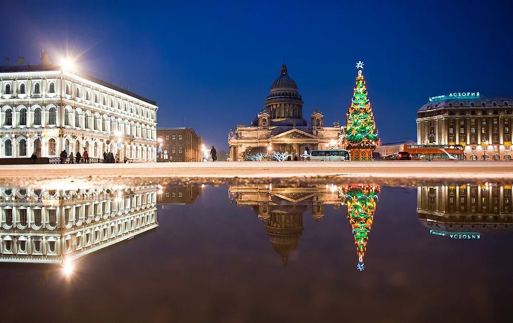 Спб нов ру. Санкт-Петербург. Новогодний Санкт-Петербург. Рождественский Петербург. Новый год в Питере.