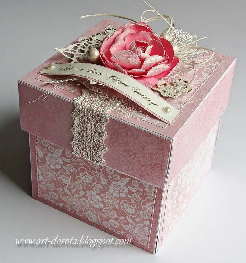 скрапбукинг упаковка для подарка. коробка книжка скрапбукинг. декоративная коробка. коробка декор. коробка для подарка скрапбукинг.