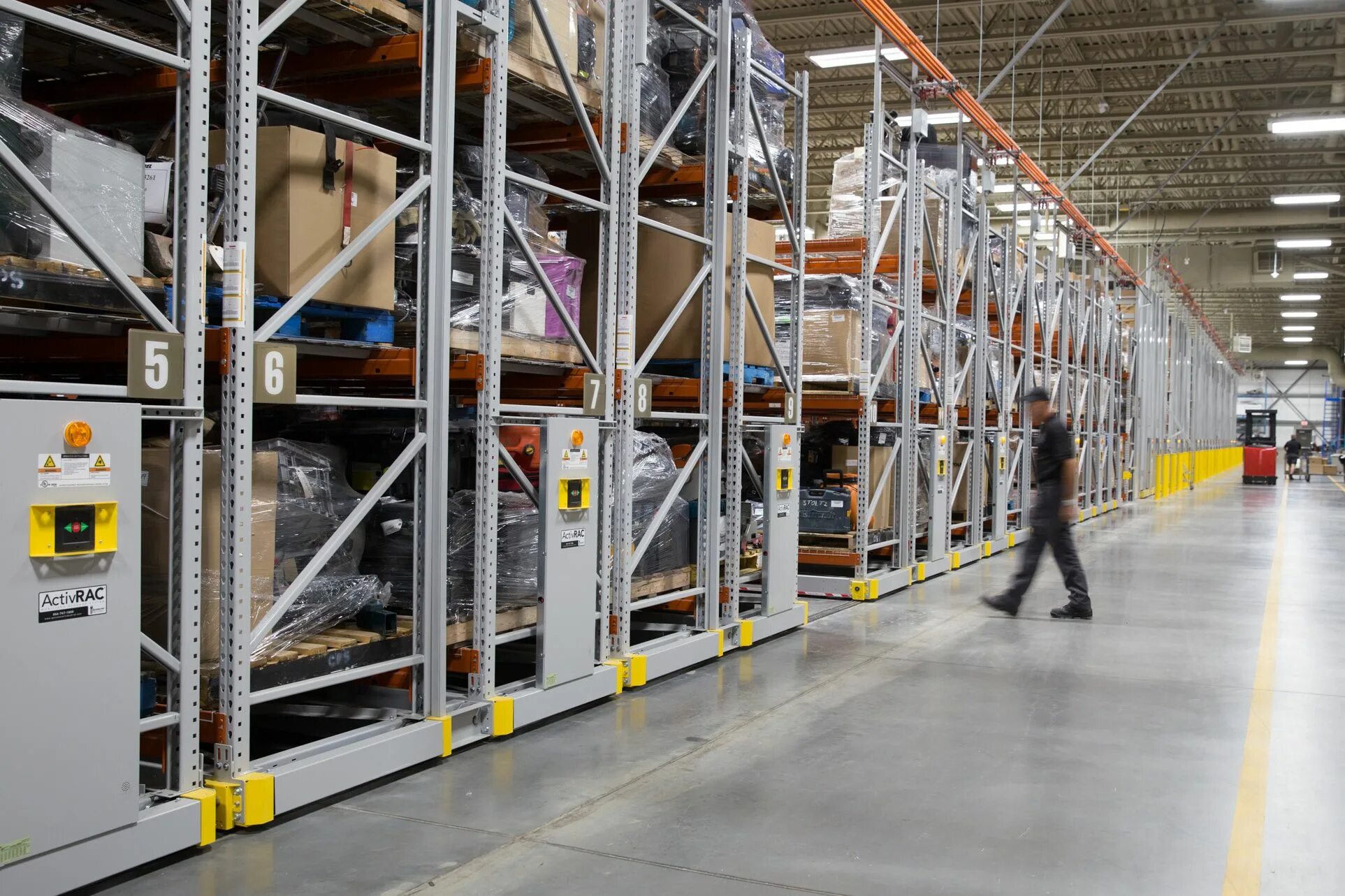 C2 storage. Warehouse storage. хранилище склад дизайн. storage facilities. lifters for warehouse.
