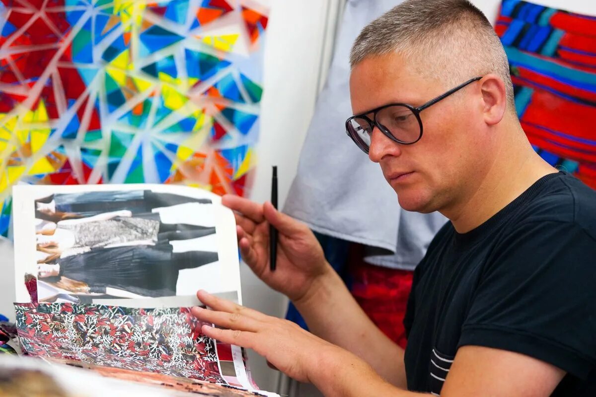 Арт директор вузы москвы. Арт директор обучение. Арт директор обучение. Веб дизайнер. Илья рудерман преподает.