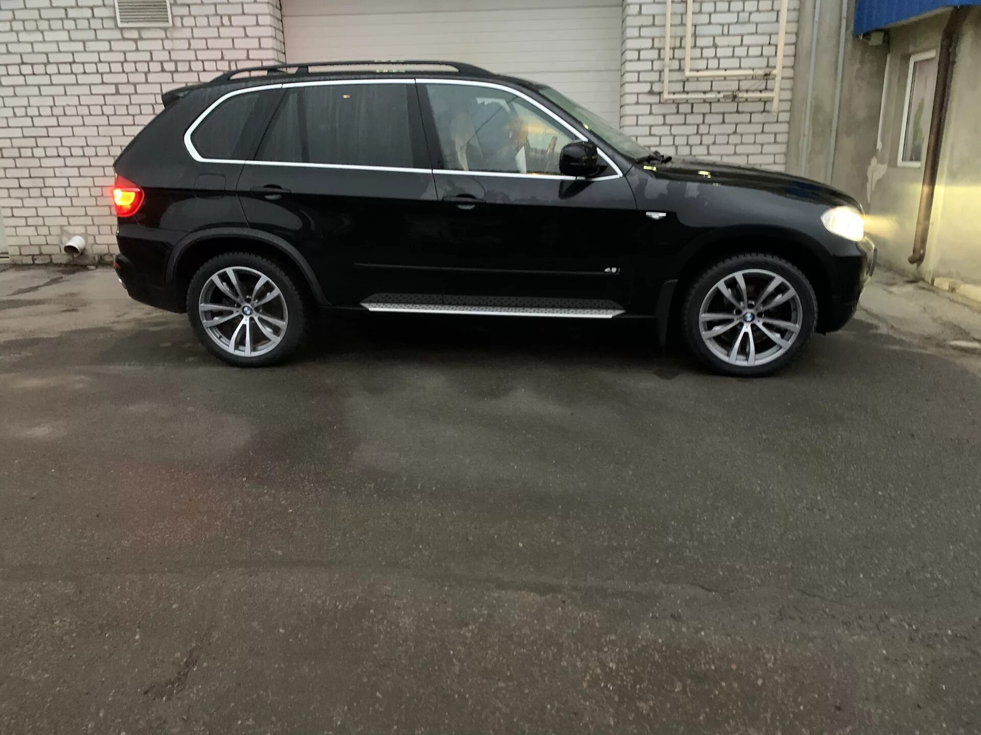 435 Стиль на BMW e70. 469 Стиль BMW x5. BMW e70 469 стиль. Диски на BMW x5 e70 r19.