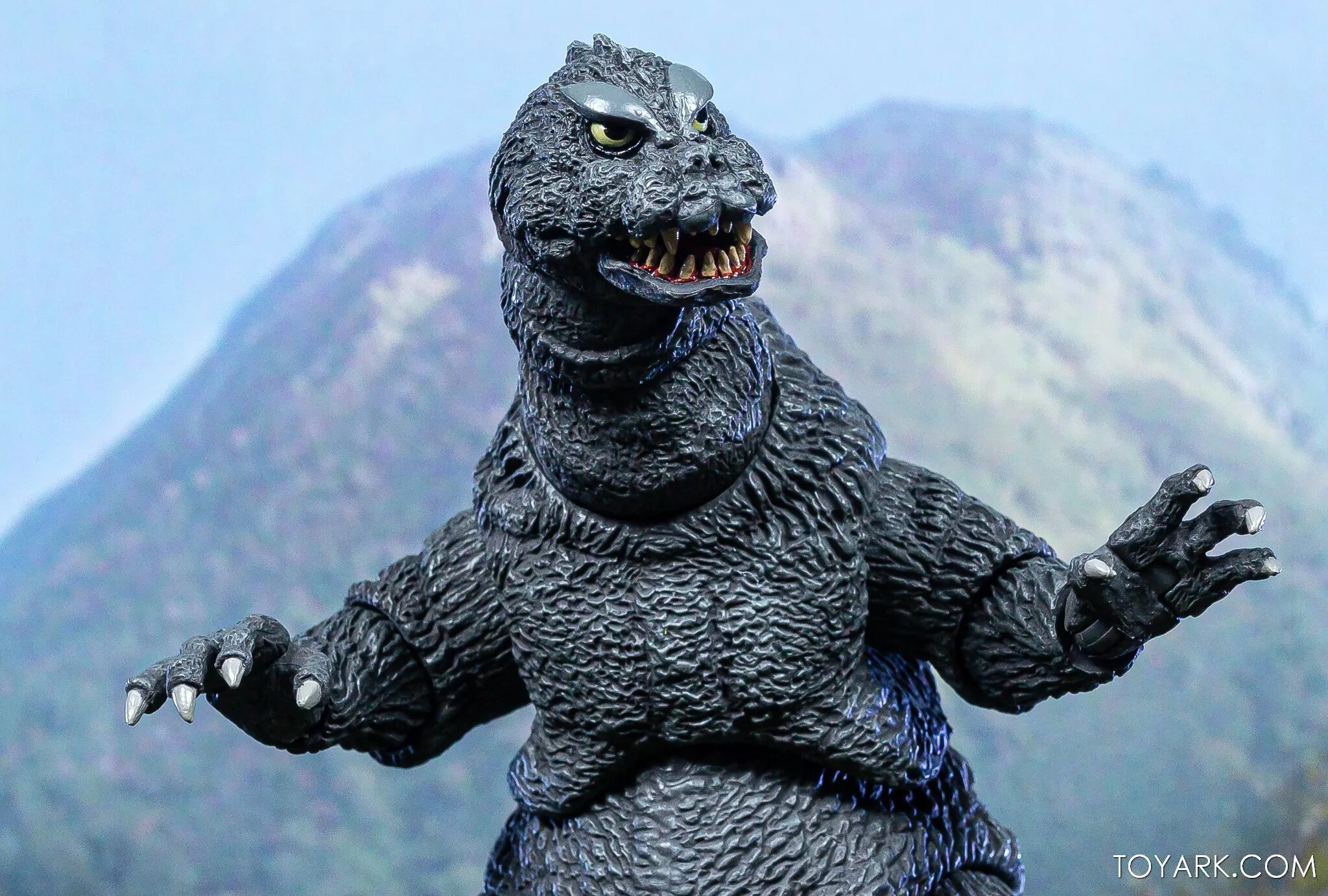 Годзилла возрастное ограничение. Godzilla NECA. Годзилла 1964. NECA Godzilla 2002. Годзилла нека.