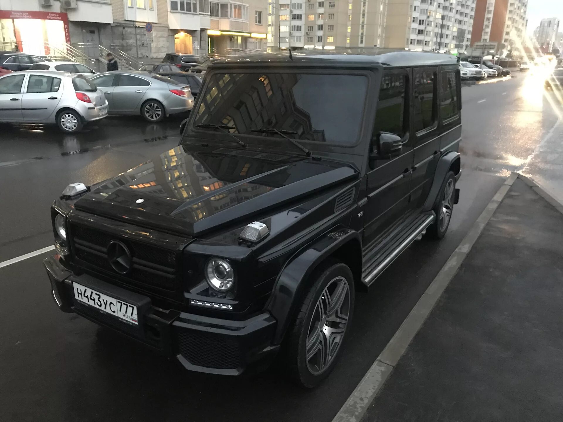 Мерседес гелендваген москве. Mercedes Benz g class g55. Мерседес g55 AMG Black. Гелик g55 AMG. Гелик g55 тонированный.