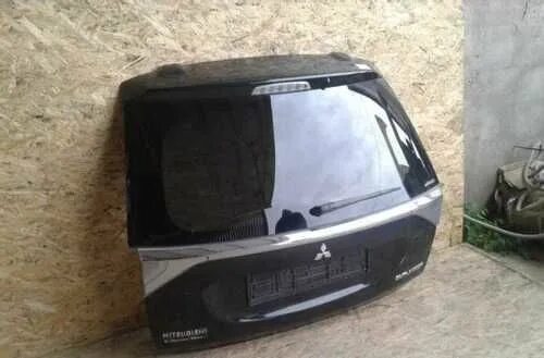 Крышка багажника мицубиси аутлендер 2013. Крышка багажника mitsubishi outlander 2014. Outlander 2013 крышка багажника. Мицубиси аутлендер крышка багажника. Крышка багажника mitsubishi outlander 3.