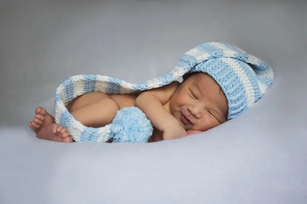 Новорожденный мальчик фото. Младенец. Красивые Новорожденные мальчики. Красивый новорожденный мальчик. Фотосессия младенца мальчика.