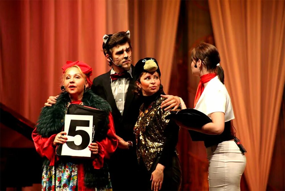 новогоднее представление 2020 г. новогодние мероприятия в дк. объявление на новогоднее представление в доме культуры. приглашение москворечье. дк москворечье новогодние представления.