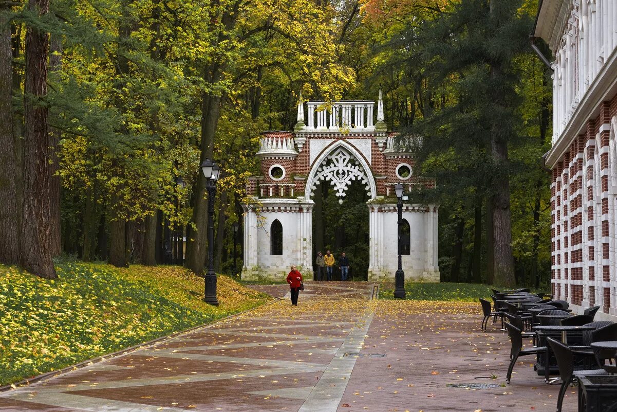 царицыно музей-заповедник ворота. английский парк москва. екатерининский парк английский парк. поместье стоурхед. английский пруд в петергофе.