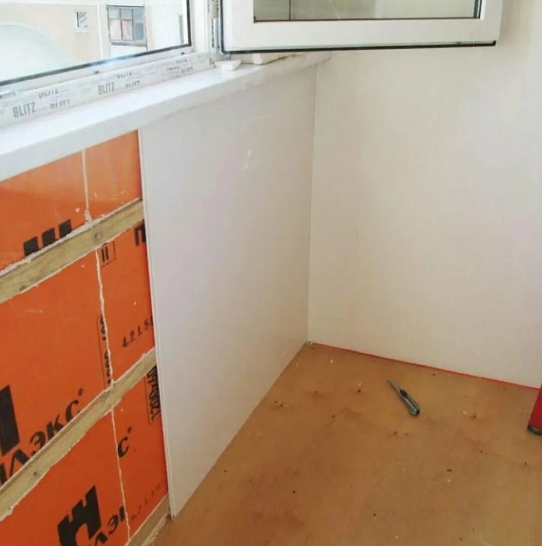 пвх панели на пеноплекс. утеплитель для балкона панелями. пеноплекс на потолок. утеплить балкон сэндвич панелями. обшивка лоджии пеноплексом.