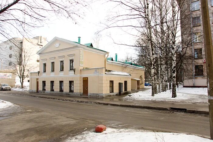 Кинотеатр уран удельная. Кинотеатр на удельной. Кинотеатр уран спб. Кинотеатр на удельной. Кинотеатр уран спб.