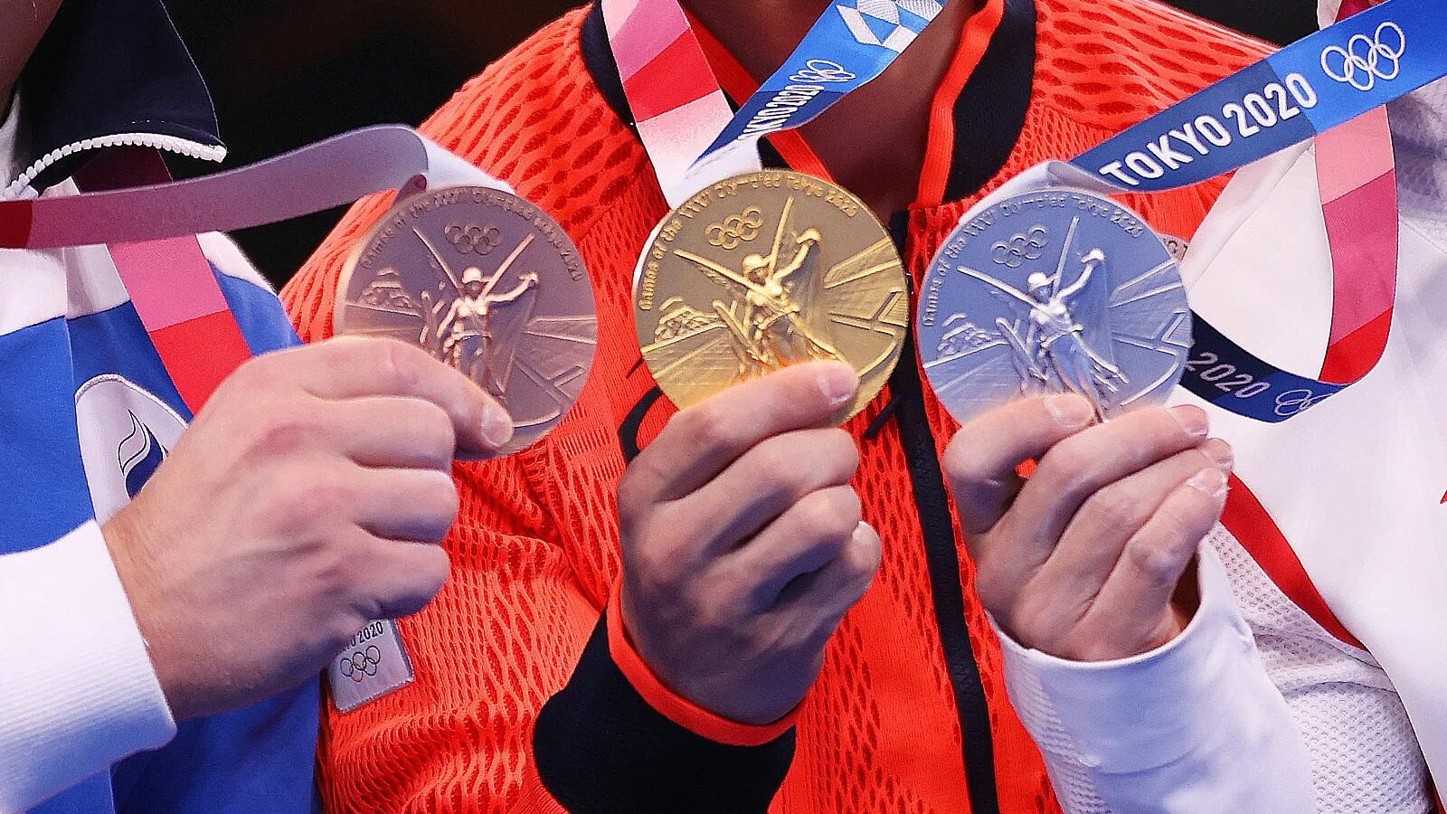 Олимпийские игры медали место. Олимпийские медали токио 2025. токио 2025 олимпиада медали. золотая олимпийская медаль токио 2025. олимпийская медаль токио 2025.
