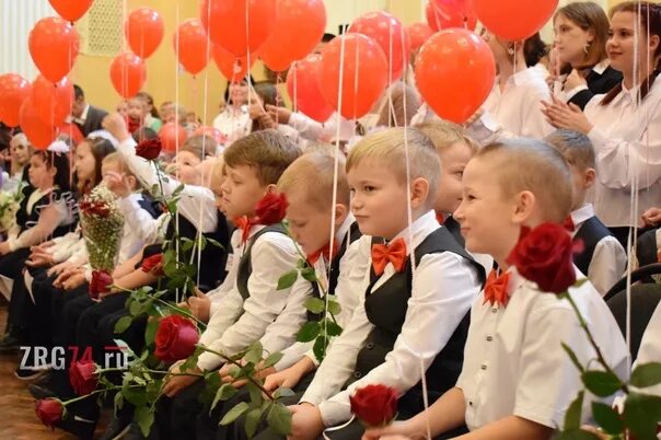 Одежда в школу. Златоустовский телеканал. Мичурина 101 екатеринбург. Школа номер 4 златоуст 2022. Магазин школьник златоуст.