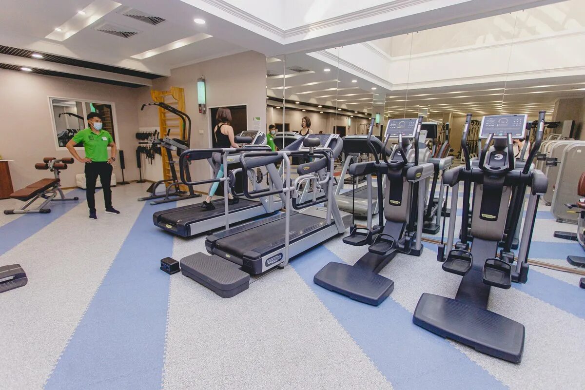 академия здоровья чита палаты. зал на пятерых. читинская клиника академия здоровья. академия здоровья чита тренажерный зал. стационар академия здоровья чита.