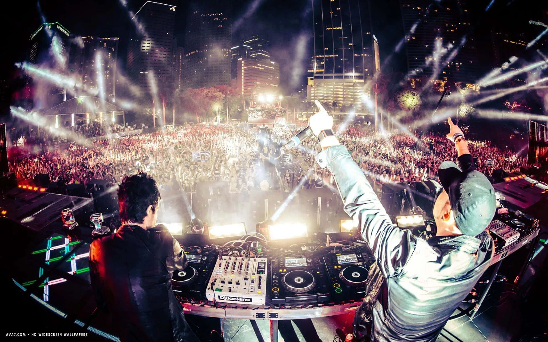 Electro club music. Пластинка electronic 80е. Electro club music. Диджей. Electro club music.