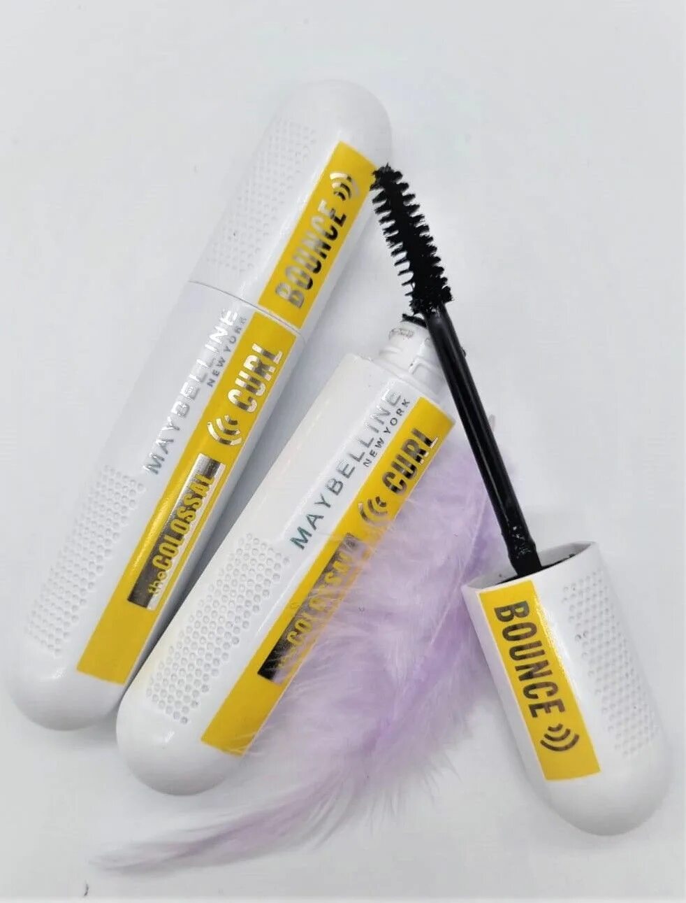 Bounce curl. Тушь мейбелин curl bounce. maybelline curl bounce щеточка. тушь the colossal curl bounce. maybelline colossal тушь.