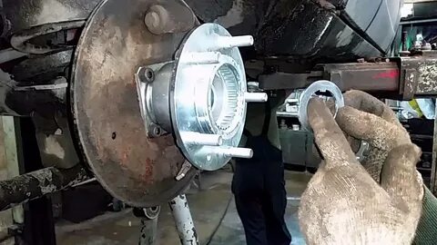 Установка полуоси на ниву