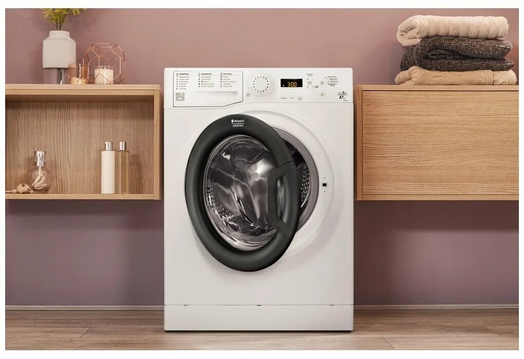 Hotpoint ariston узкая. Стиральная машина Hotpoint-Ariston VMUF 501. Стиральная машина Хотпоинт Аристон VMUF 501 B. VMUF 501 B стиральная. Стиральная машина Hotpoint-Ariston VMSG 722 St b.