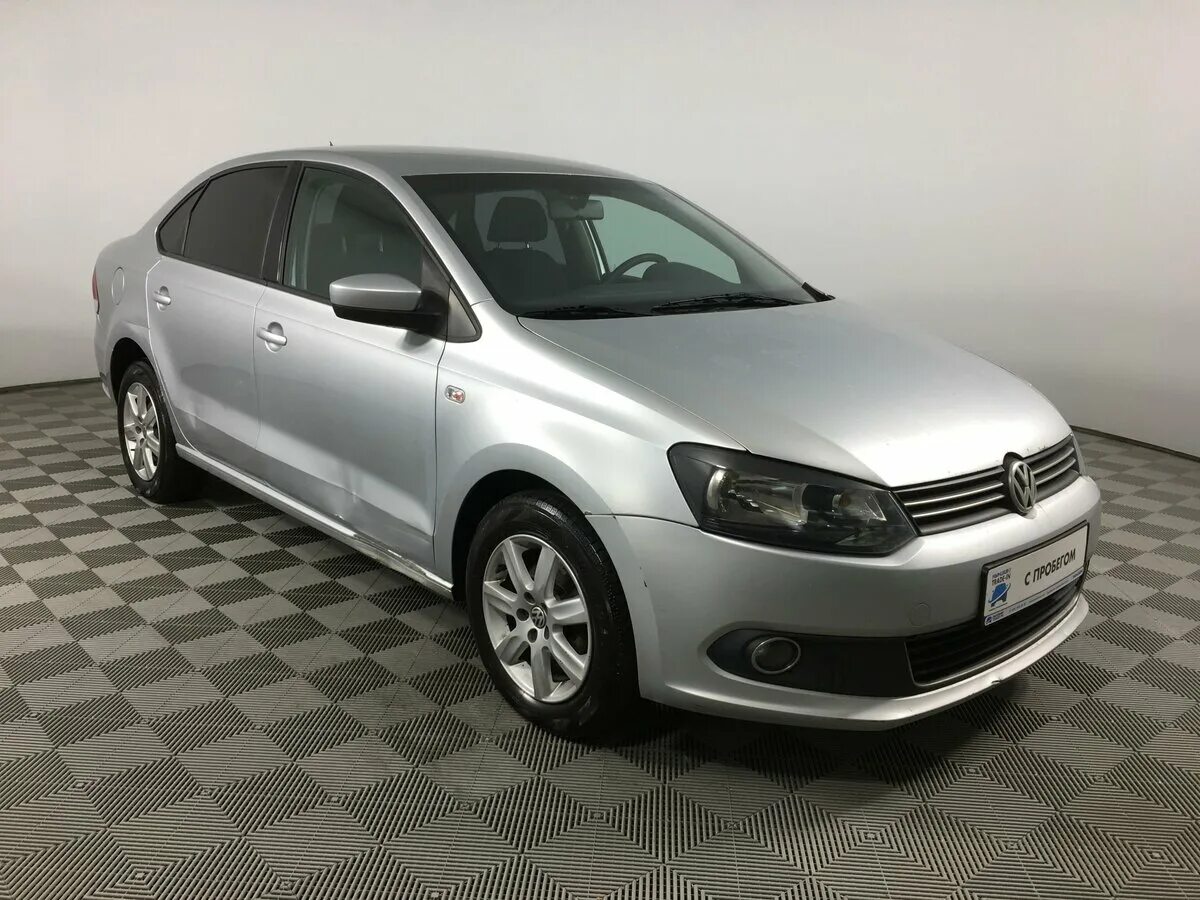 Vw polo 105 л с. Volkswagen Polo 2010 седан. Фольксваген поло седан 2010. Фольксваген поло седан 2010 года. Volkswagen Polo седан (2010-2015).