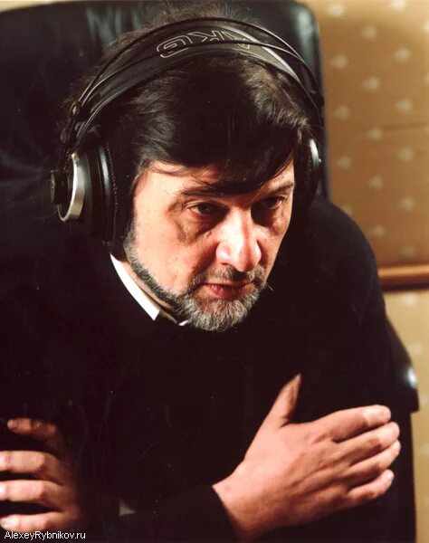Композитор рыбников слушать. Александр рыбников композитор. Композитор рыбников слушать. Алексей рыбников композитор. Алексей рыбников молодой.